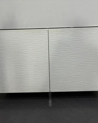 Madia ikea besta con vetro temperato nero