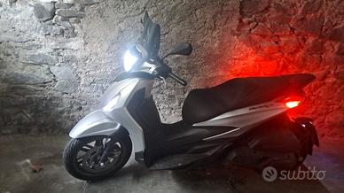 Piaggio Beverly 400 - 2023