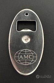 Apribottiglie pubblicitario in metallo  logo AMC