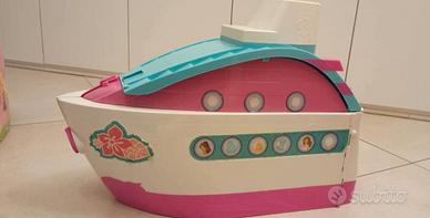 Camper Barbie