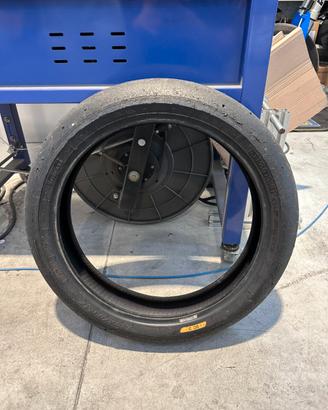 Gomma slick Pirelli sc3