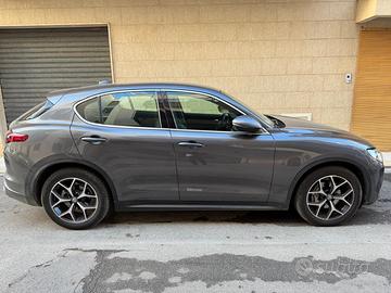 Alfaromeo stelvio 2.2 160 cv