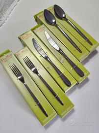 Set da 12 forchette, 12 cucchiai, 12 coltelli inox