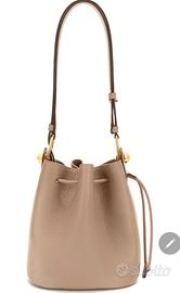 borsa secchiello di marca furla