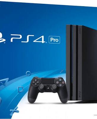 PS 4 Pro (come nuova)