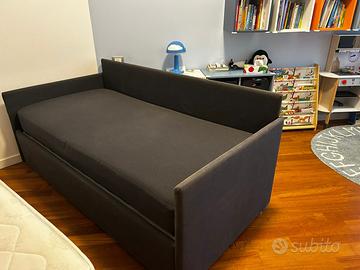 Divano letto matrimoniale