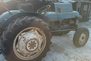 Trattore ford