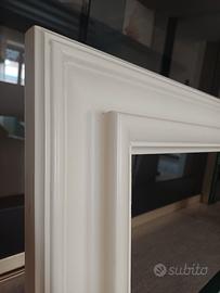 Cornice in legno massello