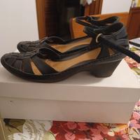 Scarpe Clarks di pelle nere n.38