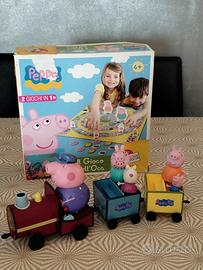 "Peppa pig" treno con 5 personaggi +gioco da tavol