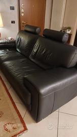 Divano in pelle color testa di moro