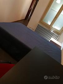 Singola per ragazza Via Gazzata Centro storico TUT