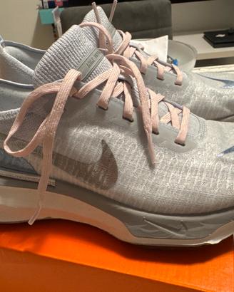 Nike invincible run 3