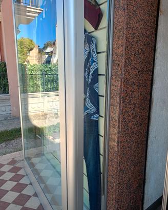 Arredamento negozio abbigliamento
