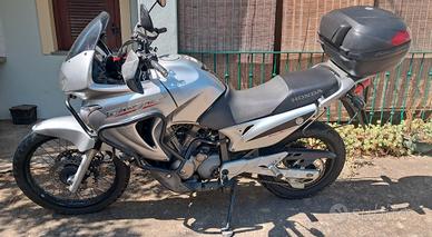 Honda Transalp  v 650 