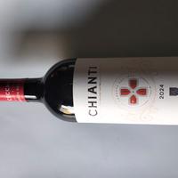 Bottiglia di vino rosso Chianti 