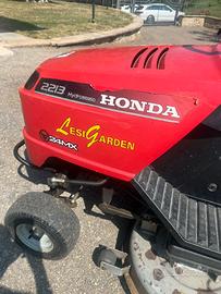Trattorino rasaerba Honda 2213 Hydrostatic - Usato