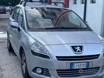 Peugeot 5008 1.6 HDi 112CV Business 7 POSTI