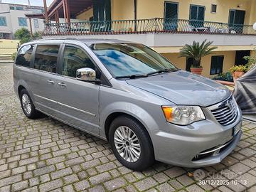 Lancia Voyager Platinum 2014