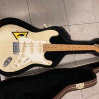 Chitarra Squier Stratocaster Relic