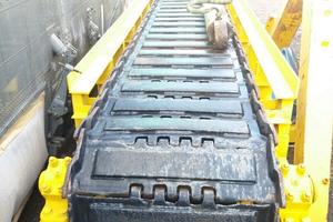 Alimentatore a piastre in ferro