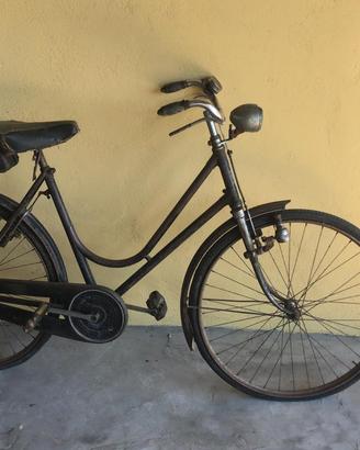 Bicicletta antica donna