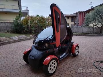 Quadriciclo Renault Twizy - 2012