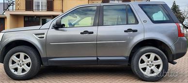 Land Rover Freelander 2
