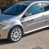 clio rs 