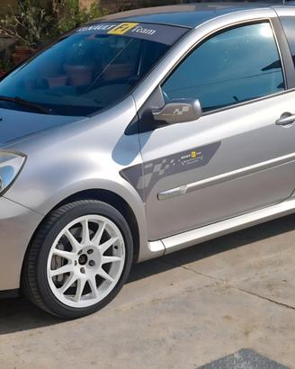 clio rs 
