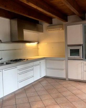 PA154570 Appartamento ristrutturato zona riservata