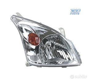 FANALE DESTRO PER TOYOTA LAND CRUISER FJ120 03-08