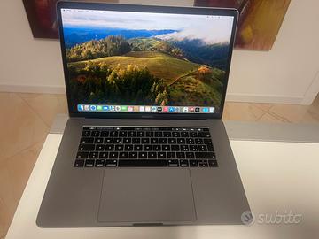 MacBook Pro 15” 2019 batteria 2 cicli