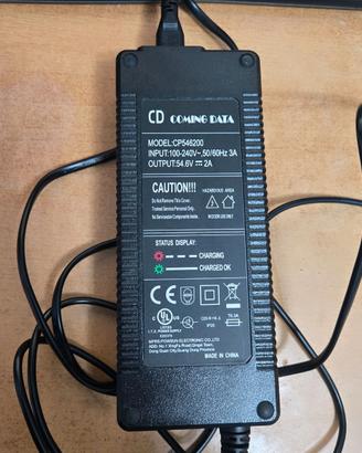 Alimentatore modello Cp546200 con 3 pin