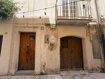 DEPOSITO A GIOIA DEL COLLE