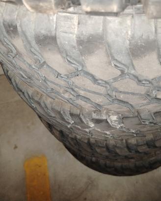 tomket Mt 235/70 r16