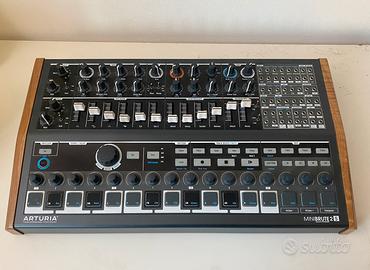Arturia minibrute 2s