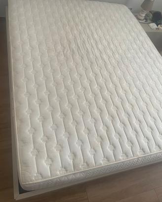 Materasso matrimoniale 205cm per 160cm