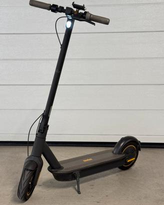 Monopattino Segway  Ninebot G30 MAX