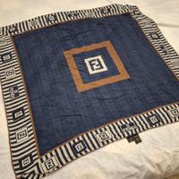 Foulard Fendi 100 % seta