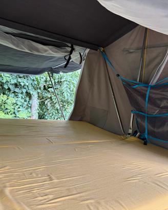 Tenda da tetto over camp