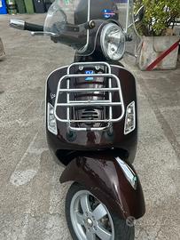 Vespa GTS 300