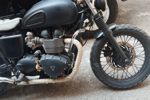Bonneville t100 Triumph