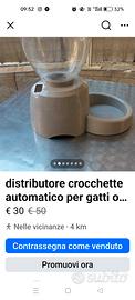 distributore  crocchette automatico