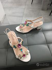 Sandalo con tacco e gioielli n 38