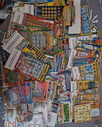 lotto di 287 gratta e vinci italiani tutti diversi