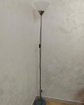 piantana ikea