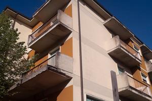 Chianciano, palazzo su 5 livelli euro 50.000