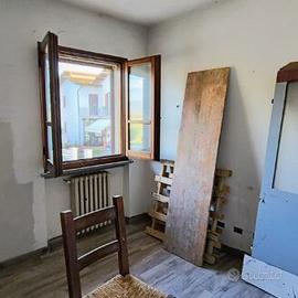 Porzione di casa singola da completare, B/047