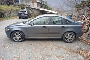 Volvo S40 T5 AWD